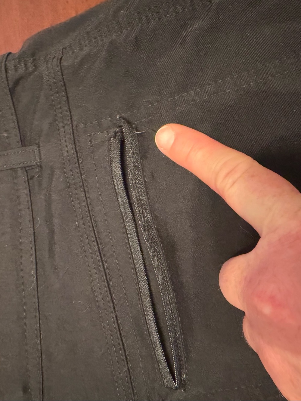 Men's Black Cargo Shorts with Utility Pocket - Picture 6 of 10